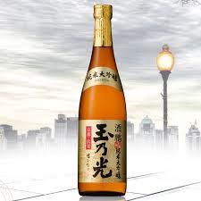 Rượu Sake Daiginjo: Nét tinh hoa của xứ sở hoa anh đào