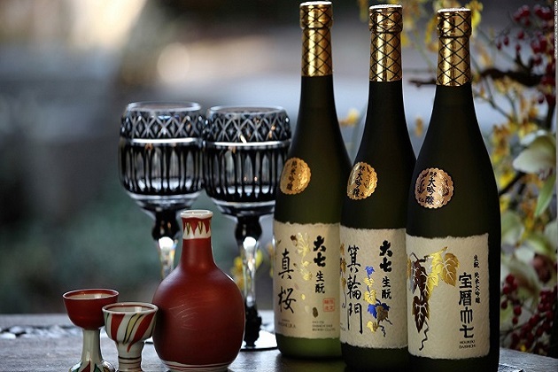 Rượu sake làm từ gì? Giải mã bí ẩn